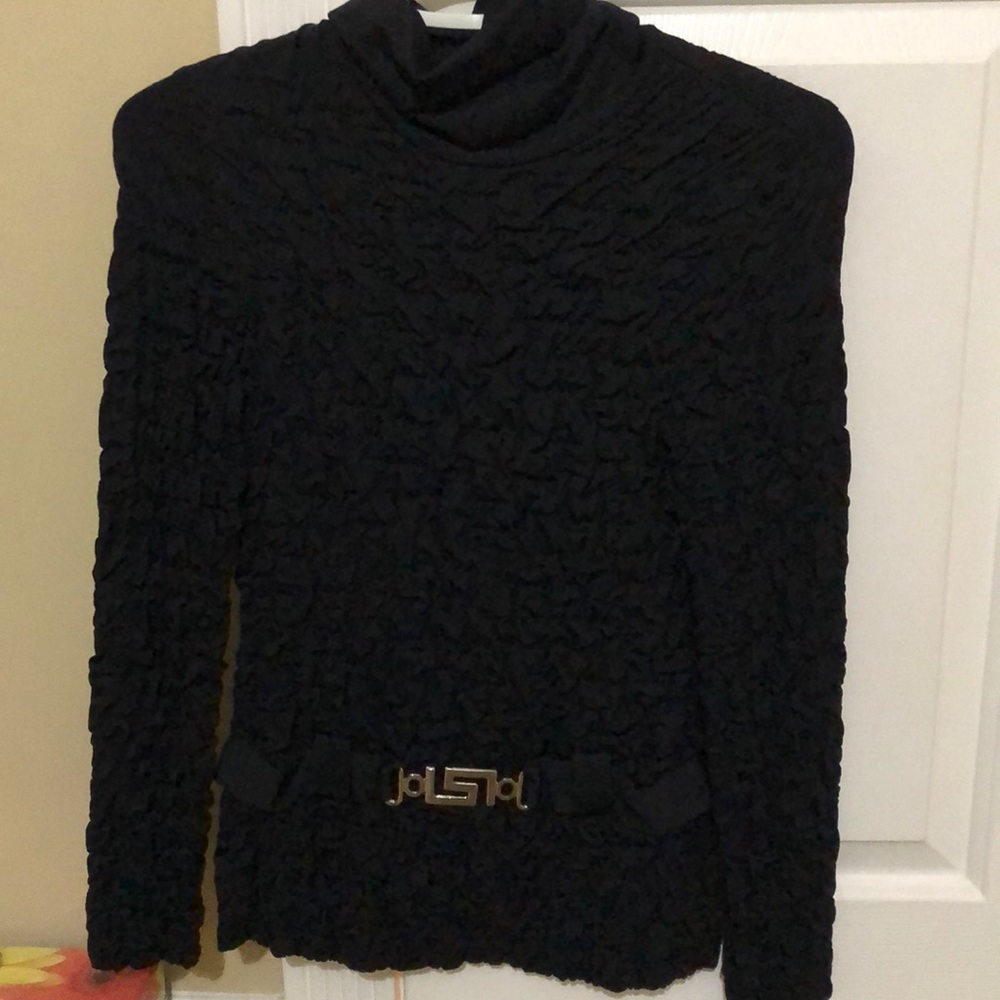 Frank Lyman tight fit top
